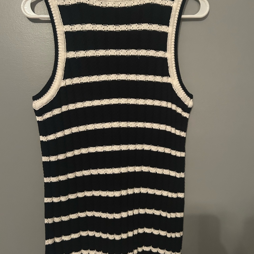 Joan Rivers Black and White Striped Crew Neck Sweater - Picture 2 of 8